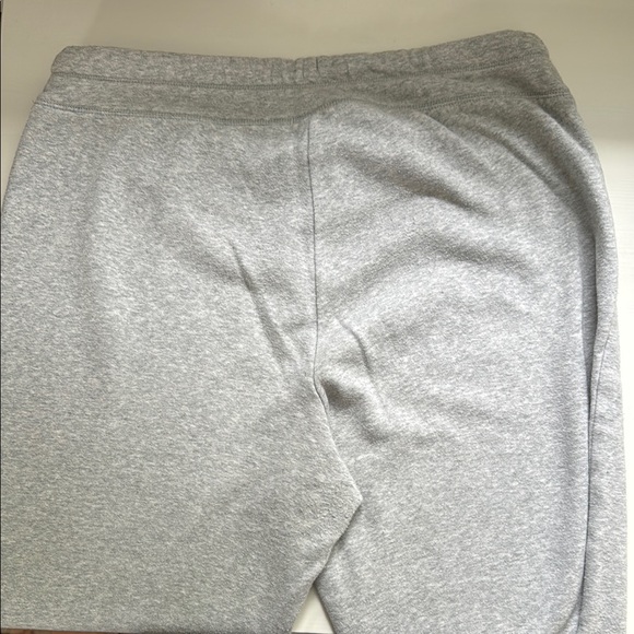GAP Heather Gray Sweatpants - Picture 5 of 5